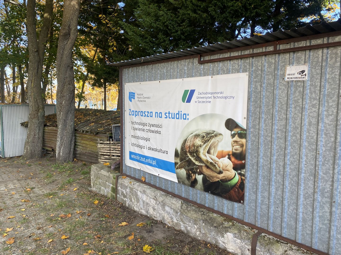 Plakat zachęcający do podjęcia studiów na wydziale WNOŻIR.
